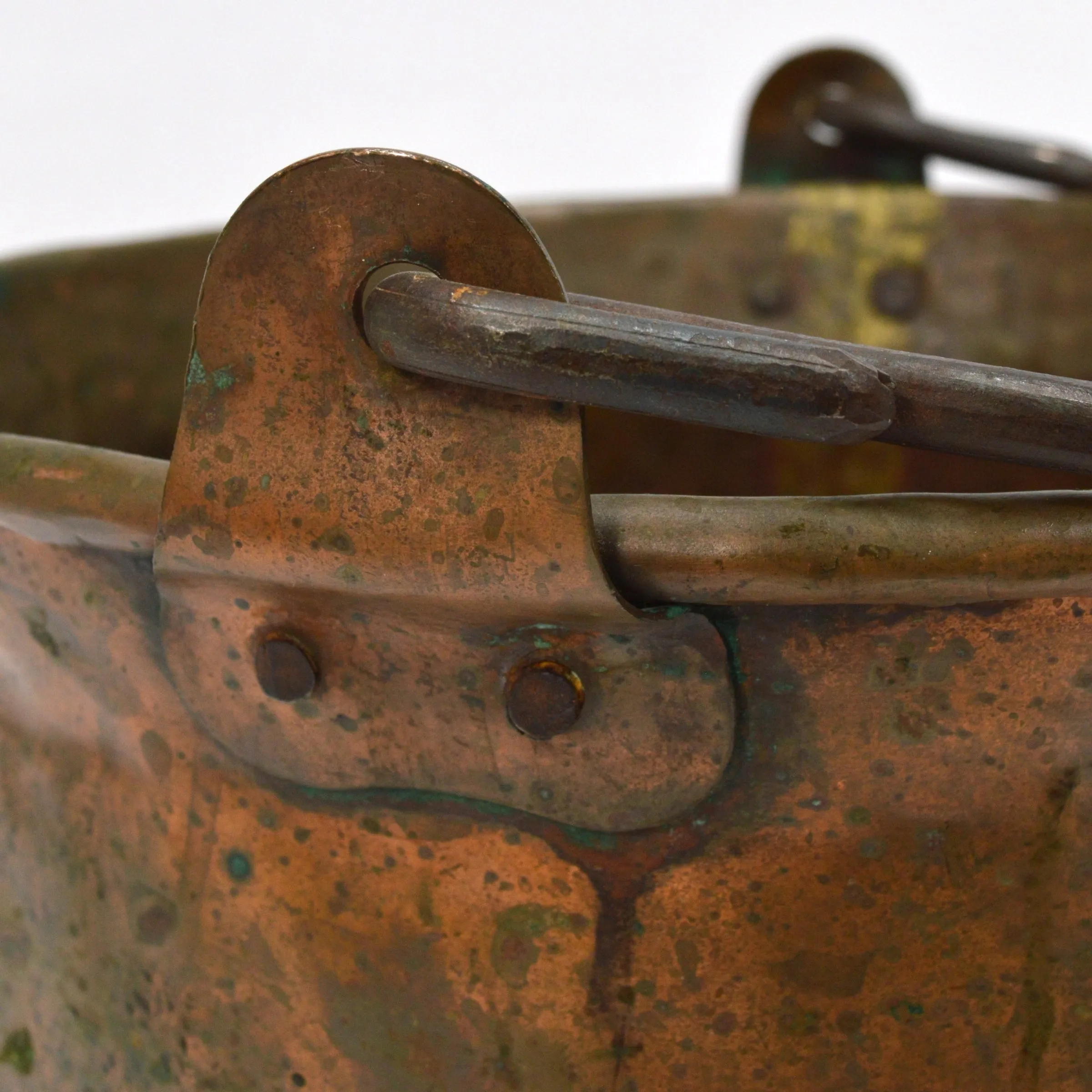 Antique DOVETAILED COPPER POT/KETTLE Dovetail IRON HANDLED BUCKET 8-Liter/2-Gal.