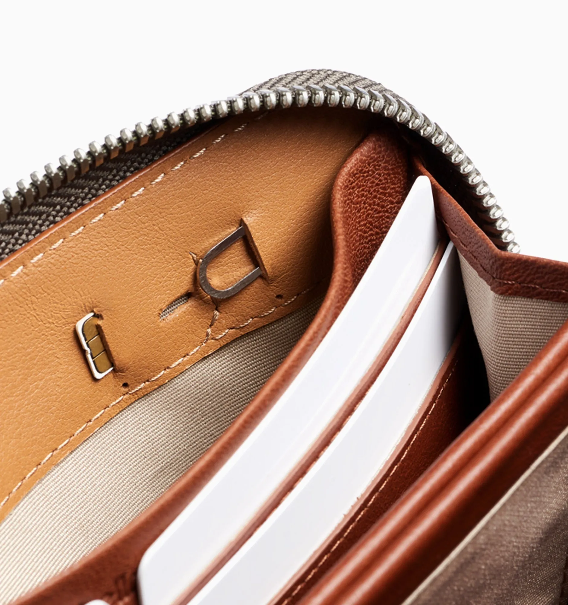 Bellroy Folio Wallet