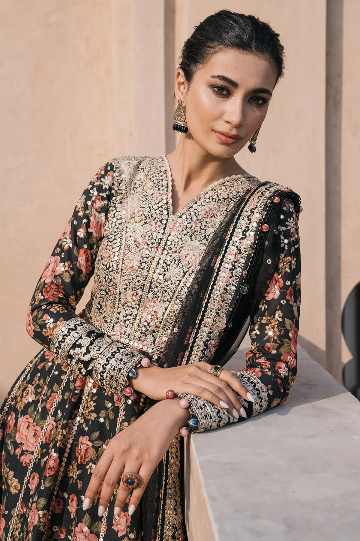 Embroidered Luxury Lawn SL24-D2